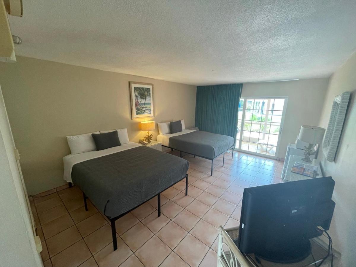 Breezy Palms Resort 伊斯拉莫拉达 外观 照片