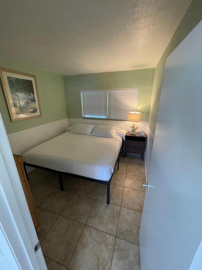 Breezy Palms Resort 伊斯拉莫拉达 外观 照片
