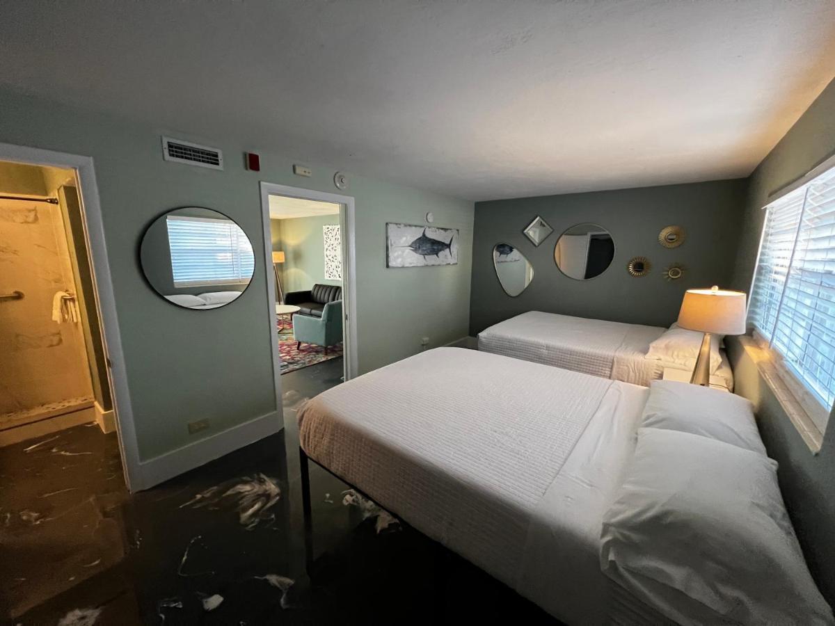 Breezy Palms Resort 伊斯拉莫拉达 外观 照片