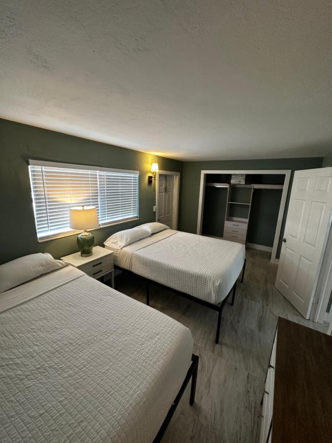 Breezy Palms Resort 伊斯拉莫拉达 外观 照片